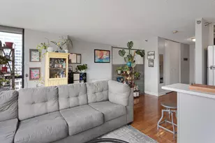 1122 N Clark St, Chicago, IL 60610 - Photo 7