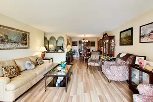 6455 W Belle Plaine Ave, Chicago, IL 60634 - Photo 3