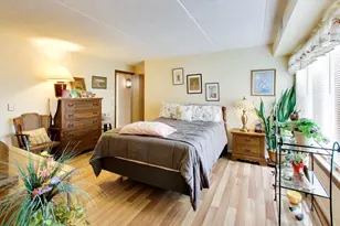 6455 W Belle Plaine Ave, Chicago, IL 60634 - Photo 9