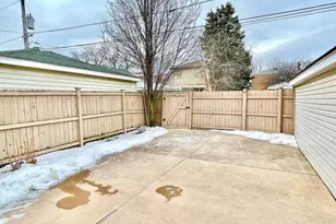 5304 S New England Ave, Chicago, IL 60638 - Photo 9