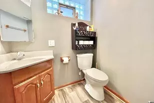 5304 S New England Ave, Chicago, IL 60638 - Photo 7