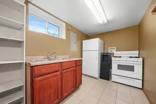 5304 S New England Ave, Chicago, IL 60638 - Photo 11