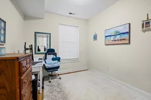 5935 N Magnolia Ave, Chicago, IL 60660 - Photo 11