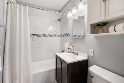 417 Lawrence Avenue, Grayslake, IL 60030 - Photo 11