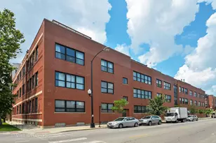 1728 N Damen Ave, Chicago, IL 60647 - Photo 1