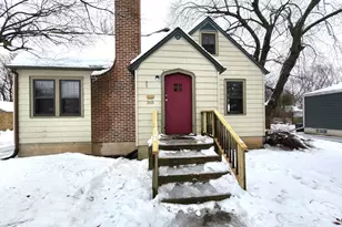 365 Vandalia St, Elgin, IL 60123 - Photo 1