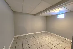 365 Vandalia St, Elgin, IL 60123 - Photo 21