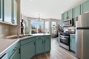 25047 Clare Cir, Manhattan, IL 60442 - Photo 9