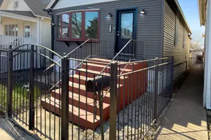 10726 S Mackinaw Ave, Chicago, IL 60617 - Photo 3