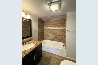 10726 S Mackinaw Avenue, Chicago, IL 60617 - Photo 15