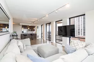 1660 N La Salle Dr, Chicago, IL 60614 - Photo 5