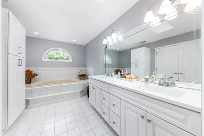 6722 Sweetbriar Lane, Darien, IL 60561 - Photo 37