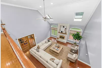 6722 Sweetbriar Lane, Darien, IL 60561 - Photo 11