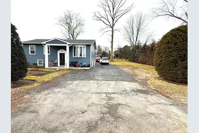 1216 N Lakeshore Drive, Round Lake Beach, IL 60073 - Photo 1