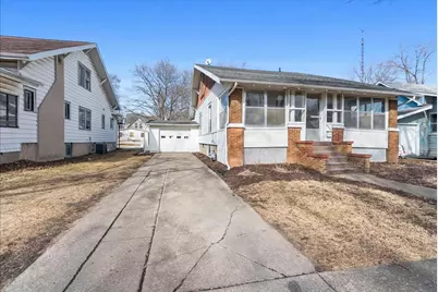 404 E Ash Street, Fairbury, IL 61739 - Photo 1