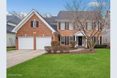 525 S Oak Avenue, Westmont, IL 60559 - Photo 1