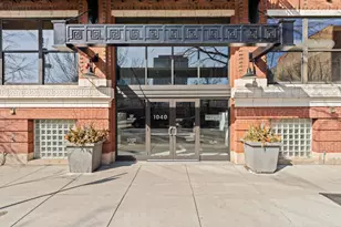 1040 W Adams St, Chicago, IL 60607 - Photo 1