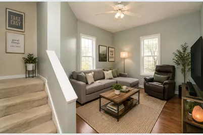 323 S Broadway Avenue, Aurora, IL 60505 - Photo 9