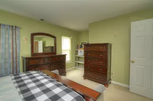 323 S Broadway Ave, Aurora, IL 60505 - Photo 21