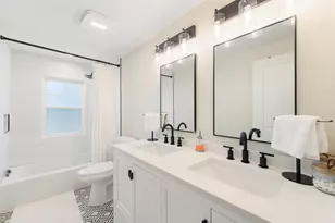 706 Geneva St, West Dundee, IL 60118 - Photo 17