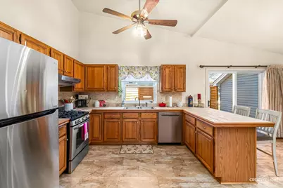 273 Bastian Drive, Sugar Grove, IL 60554 - Photo 7