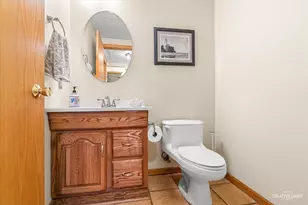 273 Bastian Dr, Sugar Grove, IL 60554 - Photo 17