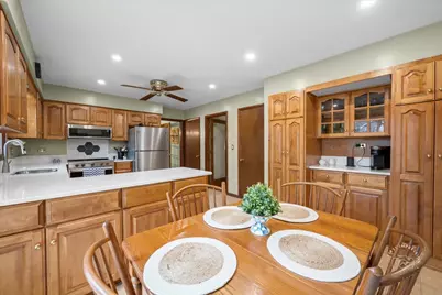 77 Bluebird Lane, Naperville, IL 60565 - Photo 13