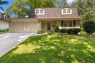 77 Bluebird Ln, Naperville, IL 60565 - Photo 1