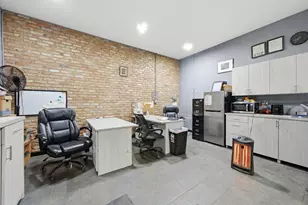 3252 W 31st St, Chicago, IL 60623 - Photo 11