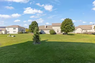 110 Easton Dr, Gilberts, IL 60136 - Photo 23