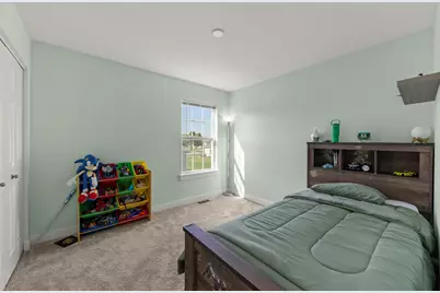 110 Easton Drive, Gilberts, IL 60136 - Photo 19