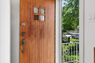 4714 W Warwick Ave, Chicago, IL 60641 - Photo 3