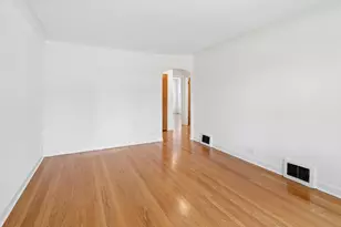 4714 W Warwick Ave, Chicago, IL 60641 - Photo 9