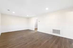 287 Mohawk St, Park Forest, IL 60466 - Photo 5