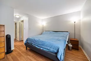 1750 Sleepy Hollow Ct, Schaumburg, IL 60195 - Photo 11