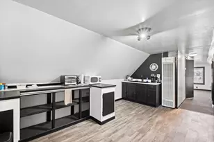 3036 N Kedzie Ave, Chicago, IL 60618 - Photo 19