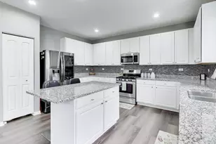 1692 Serenity Dr, Antioch, IL 60002 - Photo 9