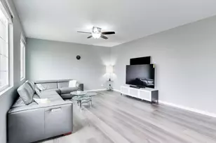 1692 Serenity Dr, Antioch, IL 60002 - Photo 5