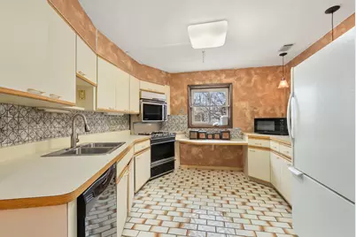 5608 S Gilbert Avenue, La Grange Highlands, IL 60525 - Photo 7