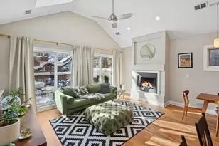 2734 W Potomac Ave, Chicago, IL 60622 - Photo 3