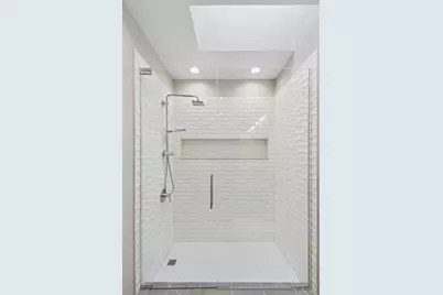 2734 W Potomac Avenue #2, Chicago, IL 60622 - Photo 15