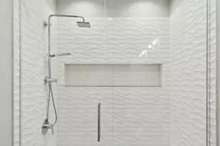 2734 W Potomac Ave, Chicago, IL 60622 - Photo 15