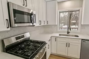 4126 Wildwood Dr, Crystal Lake, IL 60014 - Photo 5