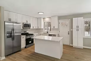 4126 Wildwood Dr, Crystal Lake, IL 60014 - Photo 3