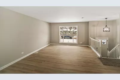 4126 Wildwood Drive, Crystal Lake, IL 60014 - Photo 5