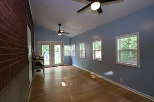 483 E 1300 North Rd, Monticello, IL 61856 - Photo 13