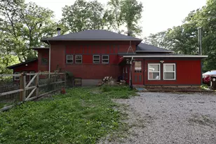 483 E 1300 North Rd, Monticello, IL 61856 - Photo 3