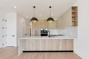 2456 W Cortez St, Chicago, IL 60622 - Photo 15