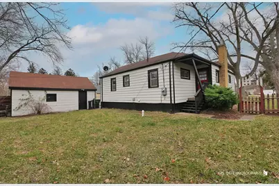 610 Lagoon Terrace, Round Lake Beach, IL 60073 - Photo 17