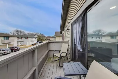 29W532 Winchester Circle #4, Warrenville, IL 60555 - Photo 19